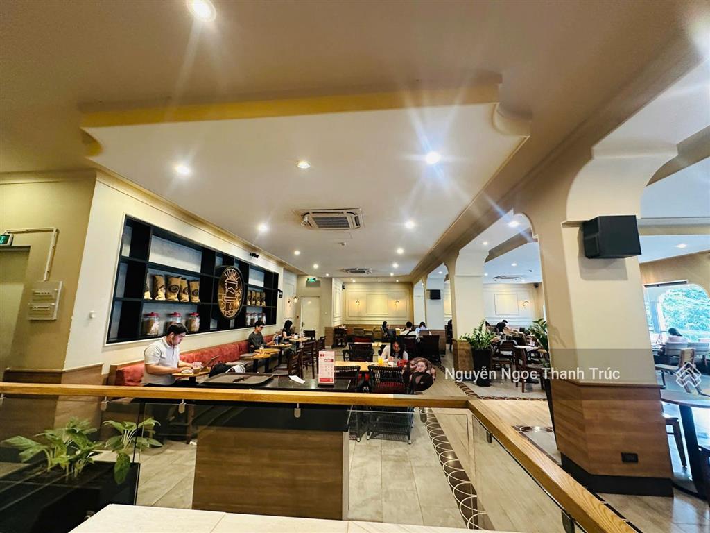 Cho thuê tòa nhà hàm nghi, quận 1 dt 18x16m 4 tầng giá thỏa thuận