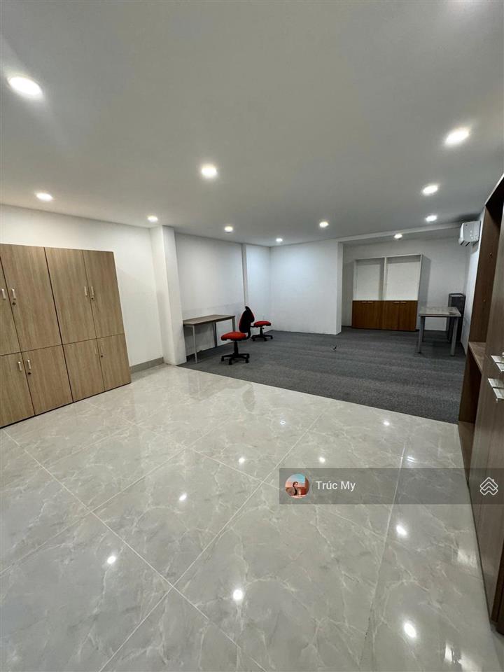 Nhà mặt tiền nguyễn văn trỗi, phú nhuận dt 6x30m hầm, trệt 4 lầu, sân đỗ ô tô 80 triệu/tháng
