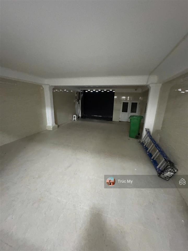 Nhà mặt tiền nguyễn văn trỗi, phú nhuận dt 6x30m hầm, trệt 4 lầu, sân đỗ ô tô 80 triệu/tháng