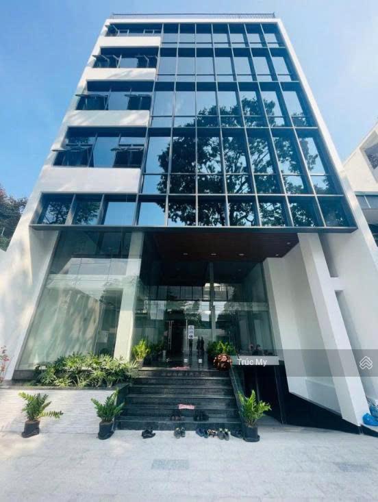 Cho thuê tòa nhà mặt tiền lê hồng phong, quận 10, dt 8x25m, hầm + trệt + 5 lầu, giá thương lượng