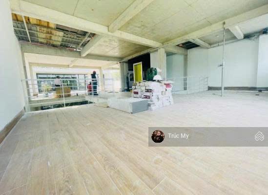 Cho thuê tòa nhà mặt tiền lê hồng phong, quận 10, dt 8x25m, hầm + trệt + 5 lầu, giá thương lượng