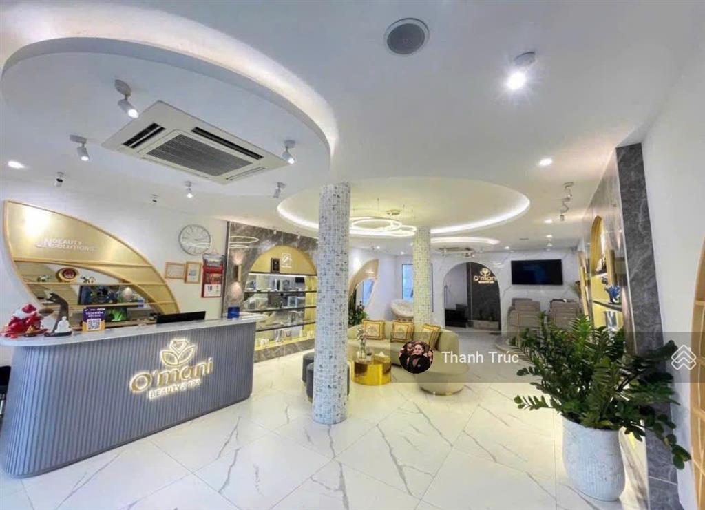 Cho thuê nhà phạm viết chánh, quận 1 dt 7x20m trệt + 3 lầu 80 triệu/tháng
