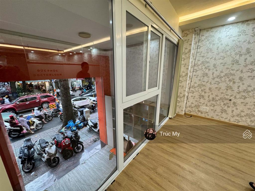 Cho thuê tòa nhà đường tôn thất tùng, quận 1 dt 5x25m giá 160tr/tháng