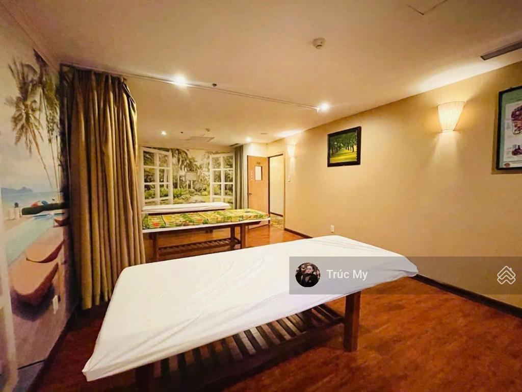Cho thuê mặt bằng võ văn tần, quận 3  dt 500m  220 triệu/tháng