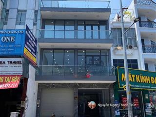 Cho thuê nhà đường cộng hòa, tân bình dt 10x20m giá 65tr/tháng