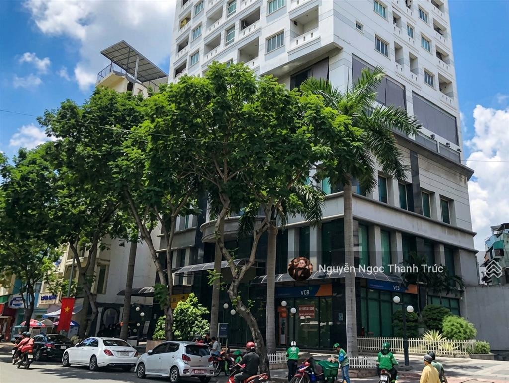 Cho thuê sân thượng tầng 19, phạm ngũ lão, quận 1  dt 1000m  giá 180tr/tháng