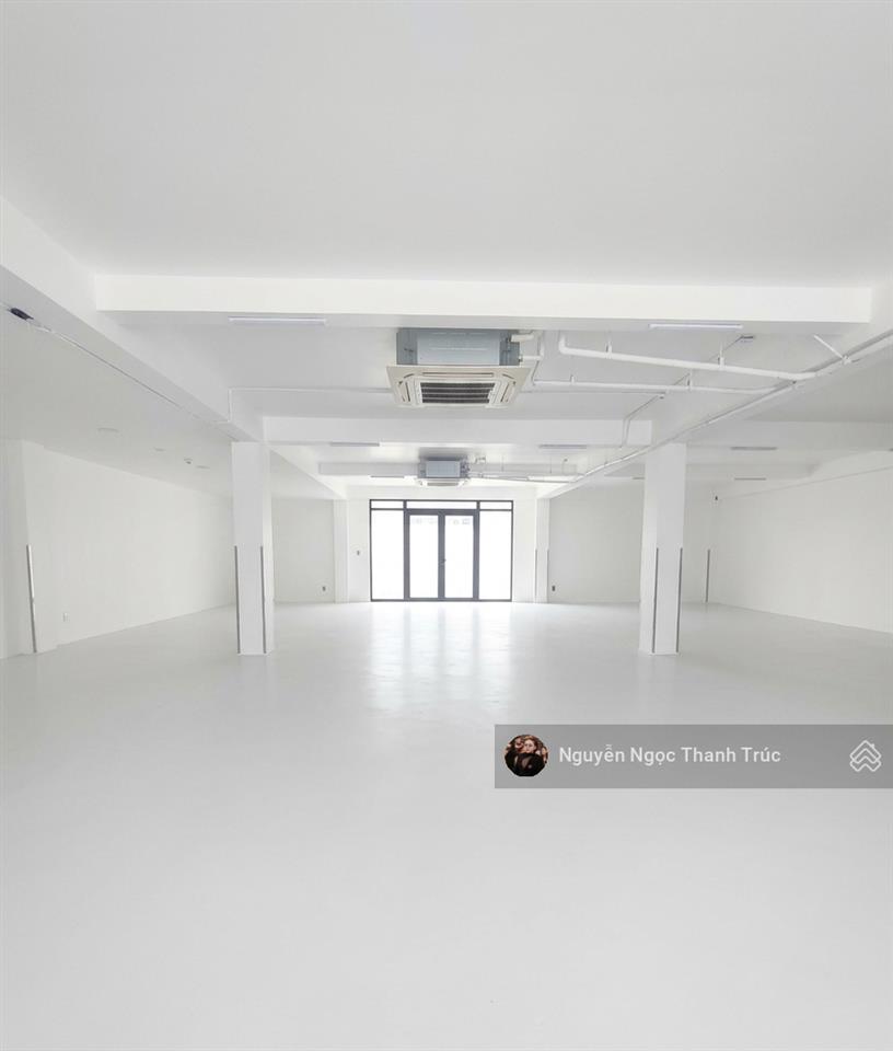 Cho thuê tòa nhà đường tân quý, p. tân sơn nhì, q. tân phú dt 3.000m giá 250tr/tháng