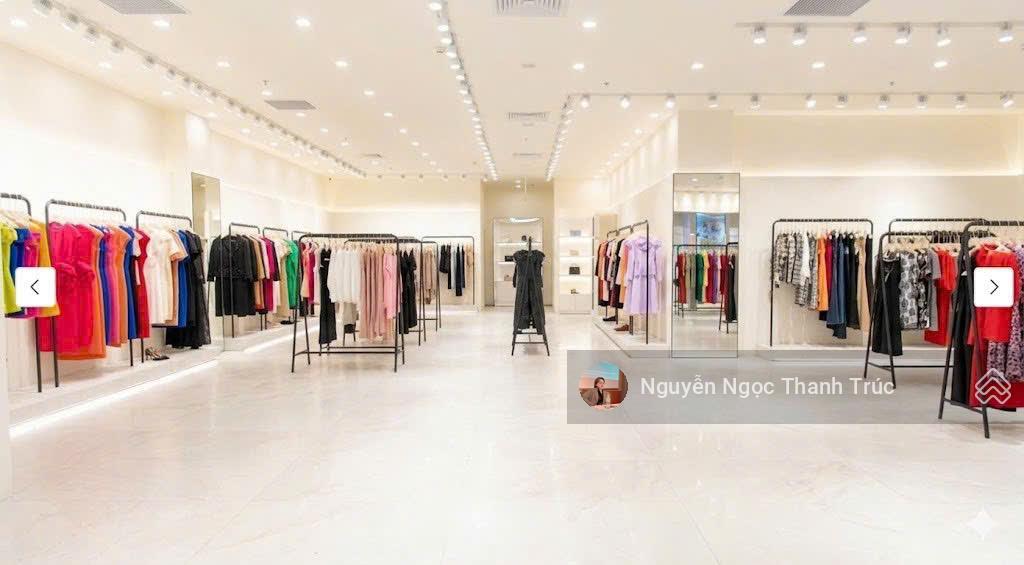 Cho thuê nhà mặt tiền phan đăng lưu ngay ngã tư phú nhuận 12x30m