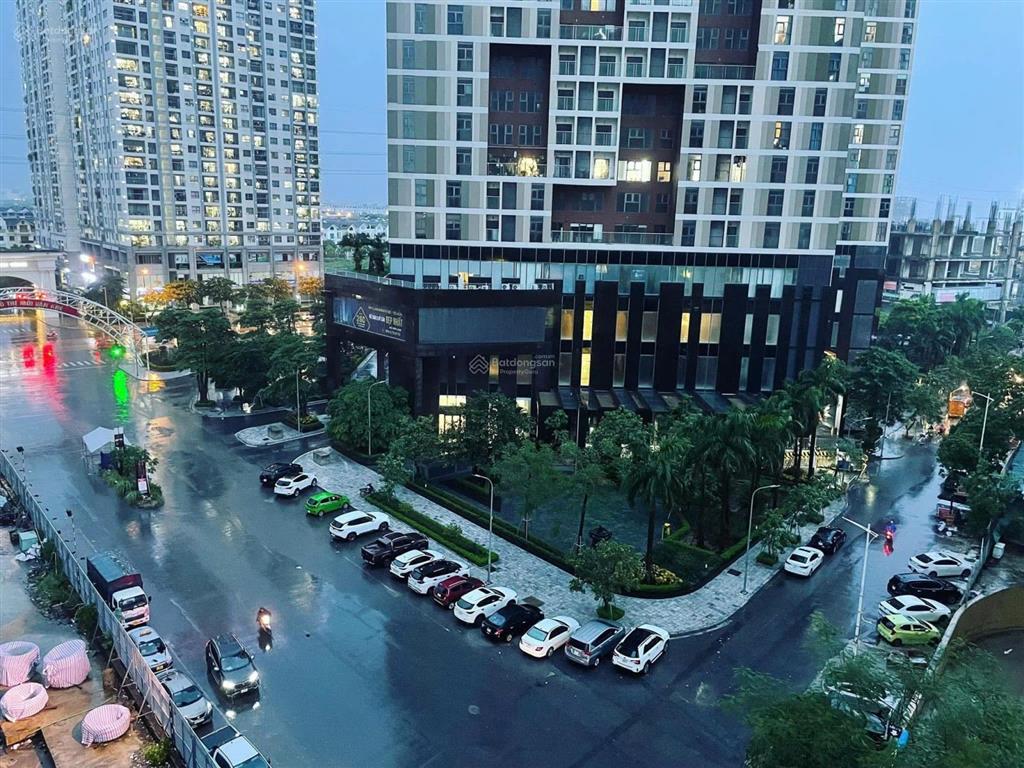 Bán chcc khu đt văn khê  hà đông, dt 105m², 3pn. căn góc siêu đẹp, nhà mới đẹp, full nội thất cb