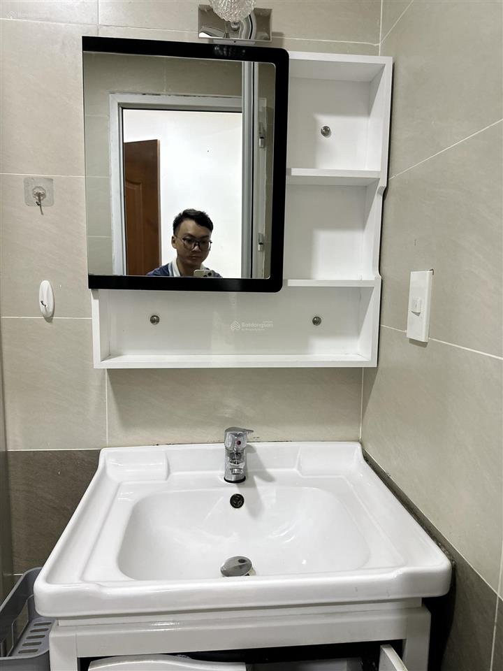 Căn hộ 2pn view sông, công viên , cây xanh, hồ bơi đầy đủ, nhà trống , nhà đẹp