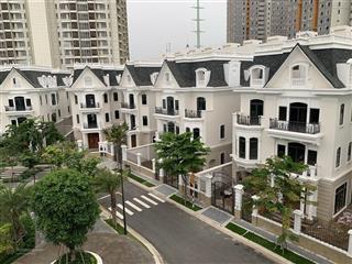 Chính chủ cần bán biệt thự căn góc  10x20m, 1 trệt + 3 tầng + 1 mái