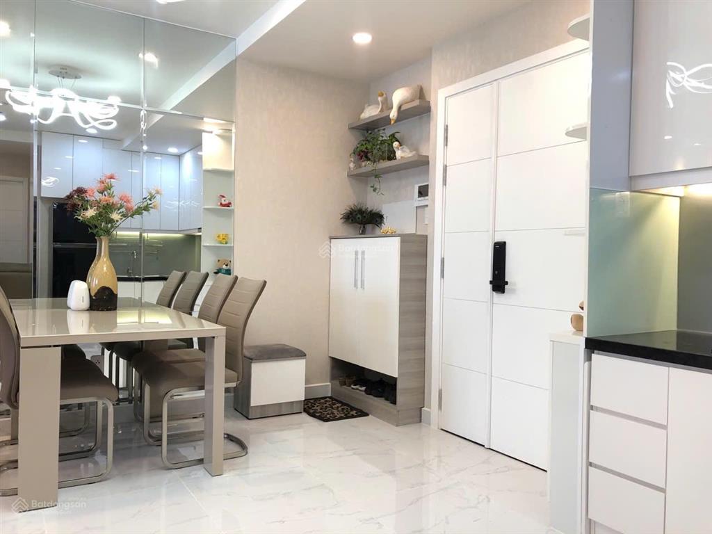 Bán căn hộ terra royal lý chính thắng quận 3, 83m2, 3pn, 2wc có nt giá 10 tỷ(có sổ ). 0933 481 ***