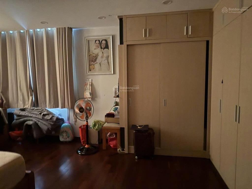 Cần bán căn hộ chung cư sài gòn airport plaza, 156m2, 3pn 2wc giá 11,3tỷ (có sổ)  0933 481 ***