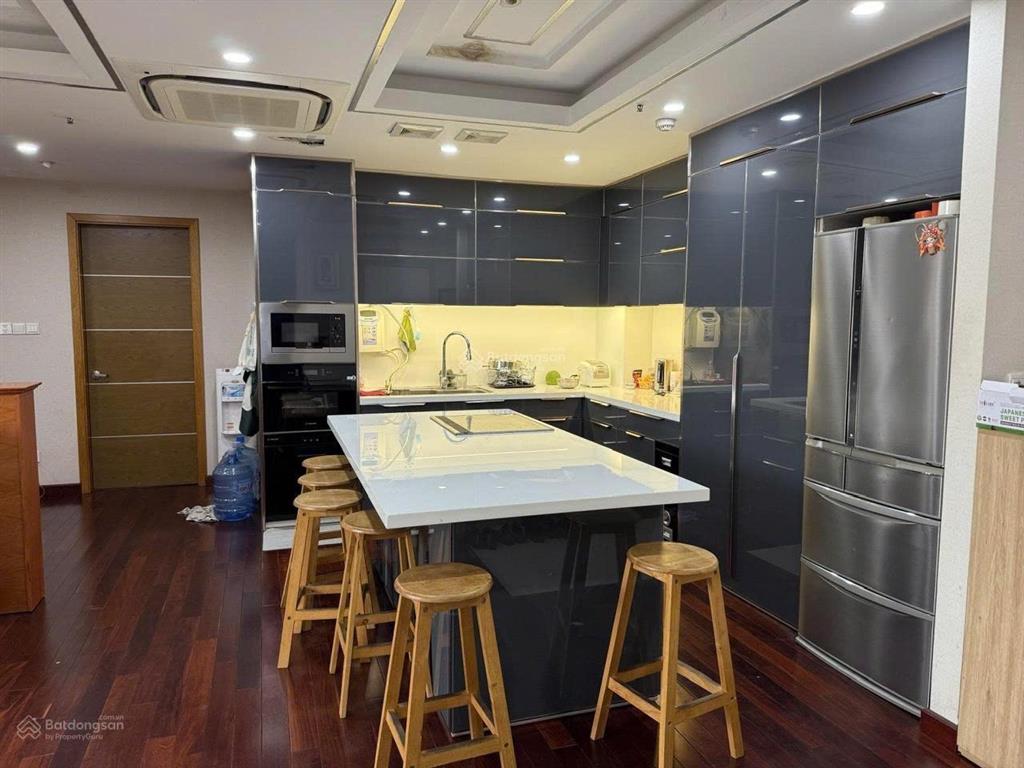 Cần bán căn hộ chung cư sài gòn airport plaza, 156m2, 3pn 2wc giá 11,3tỷ (có sổ)  0933 481 ***