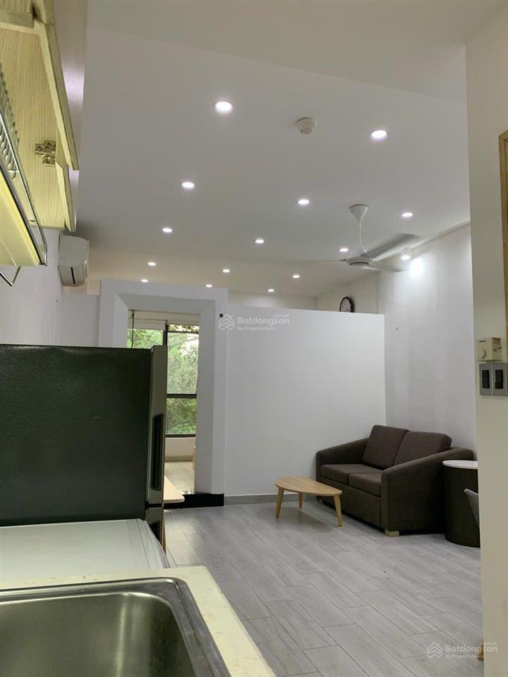 Bán căn hộ garden gate , 38m2, oficel , full nội thát giá 3ty3 ( đang chờ sổ )  0933 481 ***