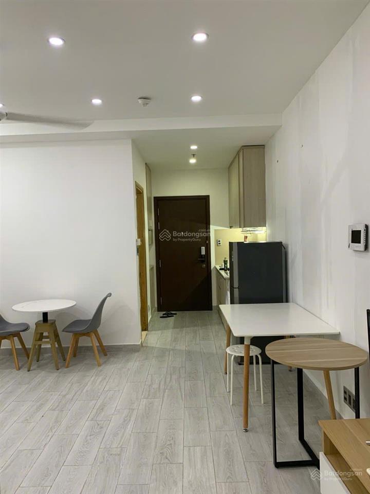 Bán căn hộ garden gate , 38m2, oficel , full nội thát giá 3ty3 ( đang chờ sổ )  0933 481 ***