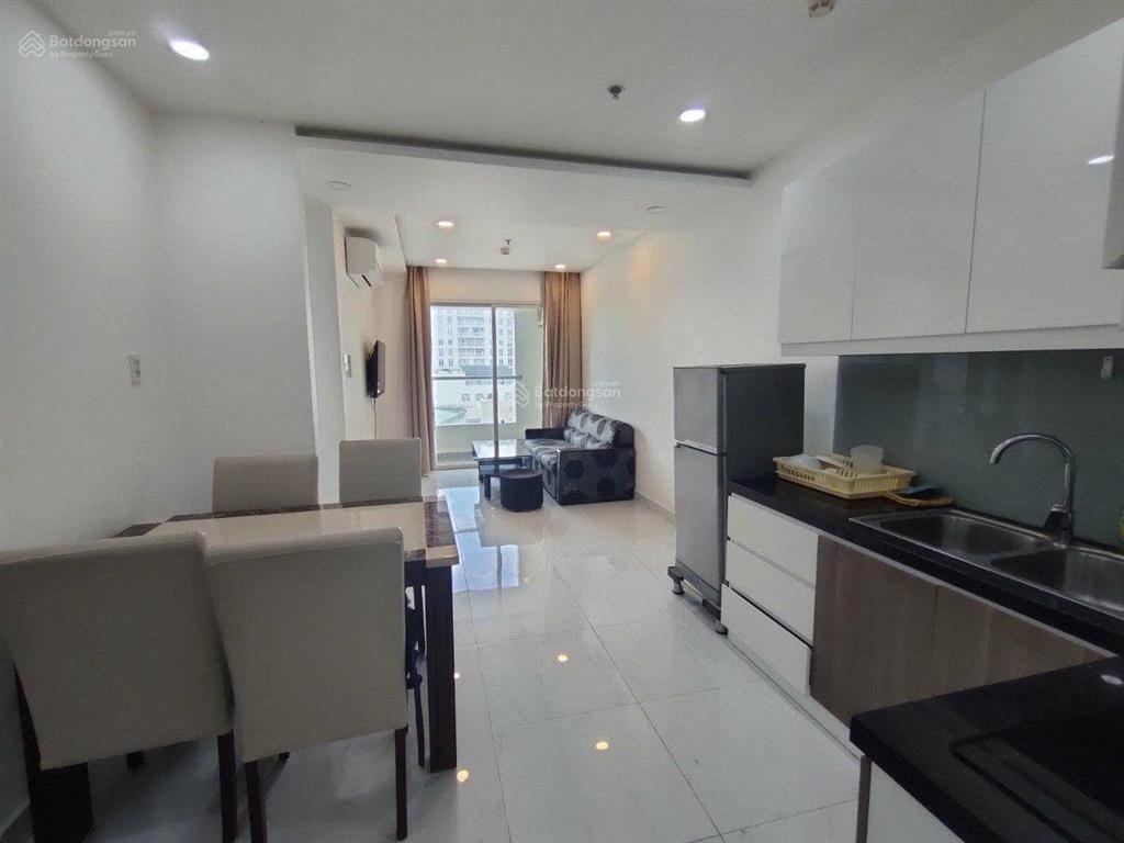 Cho thuê căn hộ cc terra royal  quận 3 , 58m2, 2pn 1wc full nt , giá 21tr  0933 481 ***