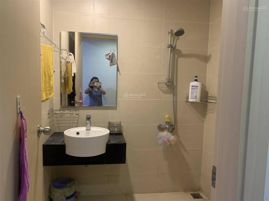 Bán căn hộ chung cư richstar  hoà bình tân phú, 65m2, 2pn 2wc ntcb , giá 4 tỷ  0933 481 ***