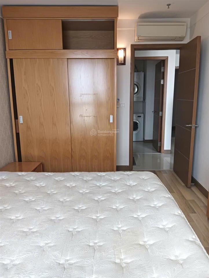 Cần bán căn hộ saigon airport plaza ,57m2, 1pn , 1wc , 1pk , giá 5 tỷ có sổ  0933 481 ***