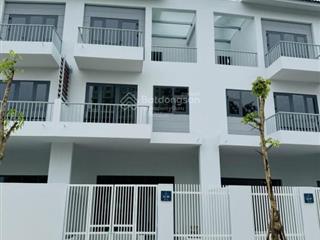 Chính chủ cần bán liền kề foresa xuân phương, 90m2 hoàn thiện 3 tầng, sổ đỏ, giá tốt