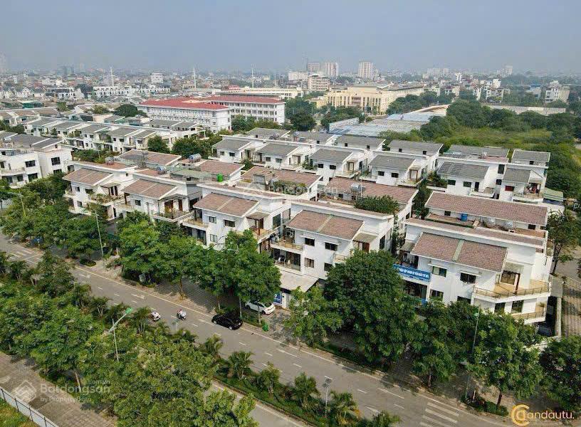 Cần bán liền kề 90m² foresa xuân phương, hoàn thiện 3 tầng, vào ở luôn được, l/h 0977 246 ***