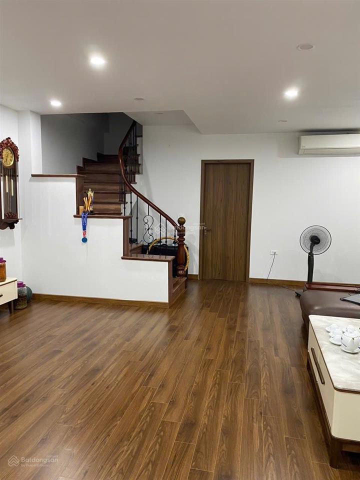 Liền kề 90m2*4t, mặt đường 40 m  đường văn tiến dũng cần bán, giá bán đầu tư. l/h 0977 246 ***