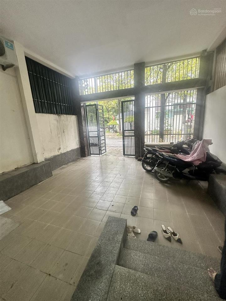 Lk foresa xuân phương vị trí đẹp, giá bán tốt, 90m2*3 tầng hoàn thiện. l/h 0977 246 ***