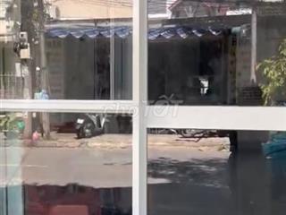 Cho thuê mặt bằng đường Trương Chí Cương