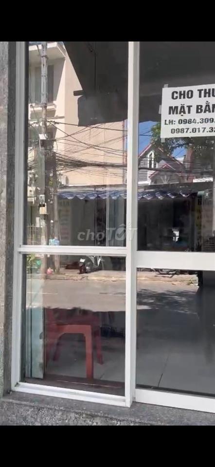 Cho thuê mặt bằng đường Trương Chí Cương