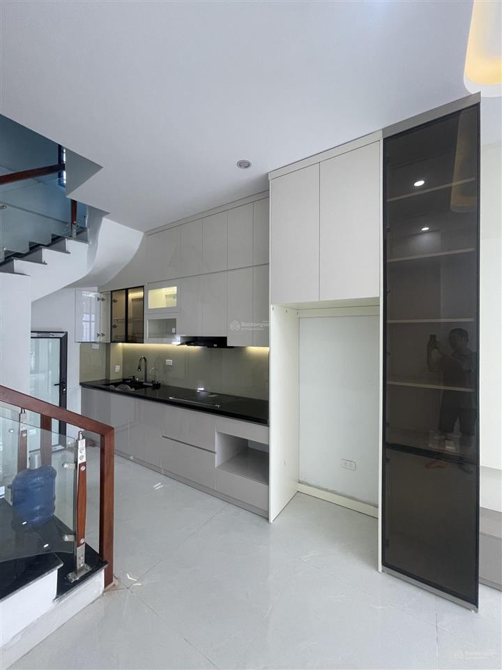 Bán nhà 05 tầng lô góc phúc lợi full nội thất diện tích 36.5m giá 7.8 tỷ (thương lượng)