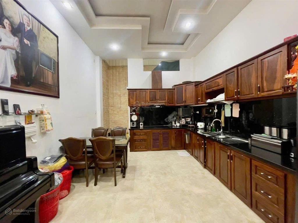 Bán nhà 4 tầng mặt tiền đường lê quý đôn thuận tiện kinh doanh buôn bán  0762 111 ***