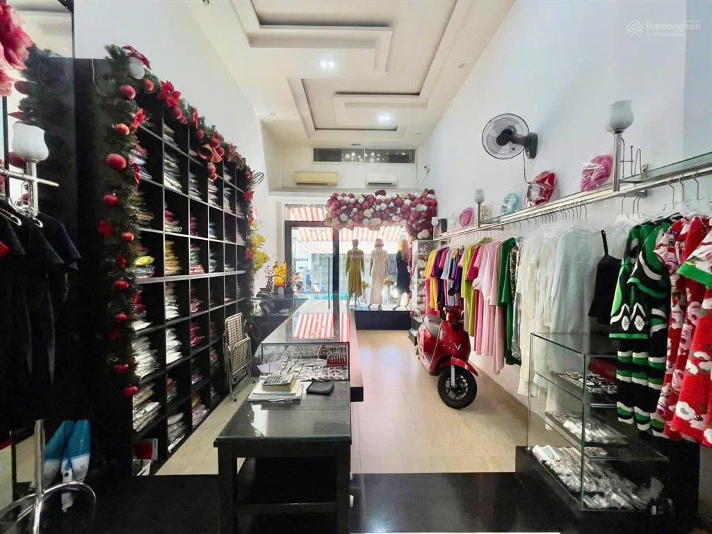 Bán nhà 4 tầng mặt tiền đường lê quý đôn thuận tiện kinh doanh buôn bán  0762 111 ***