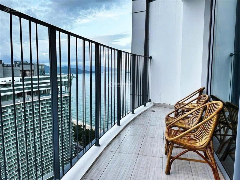 Chủ cần tiền bán nhanh căn panorama xéo biển rẻ quạt giá tốt 0762 111 ***