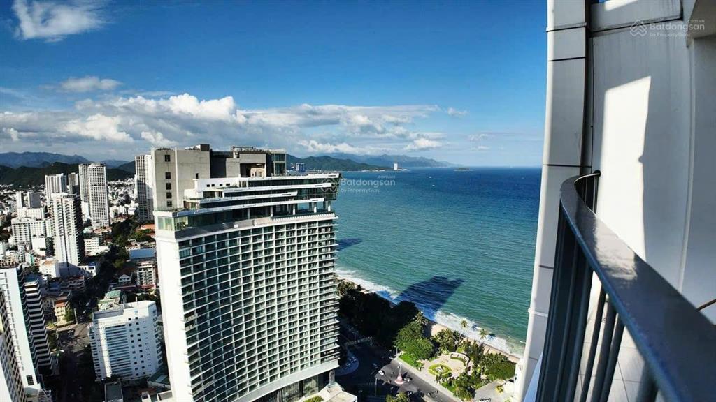 Chủ cần tiền bán nhanh căn panorama xéo biển rẻ quạt giá tốt 0762 111 ***