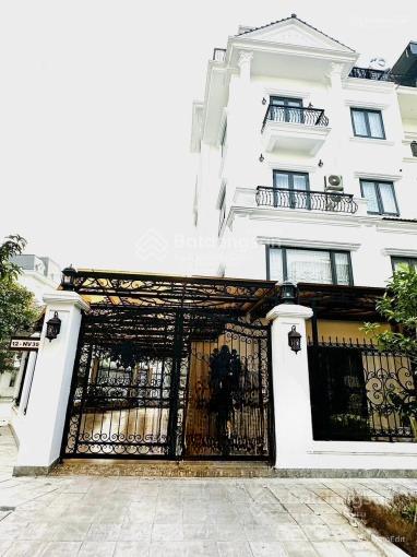 Cho thuê biệt thự lideco bắc 32 căn góc 2 mặt đường có thang máy thuận tiện kinh doanh