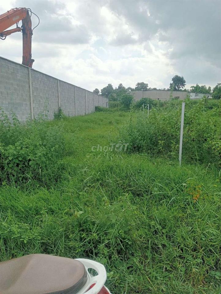 cần bán đất mặt đường