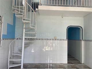 Nhà có gác Mỹ Thạnh, Long Xuyên