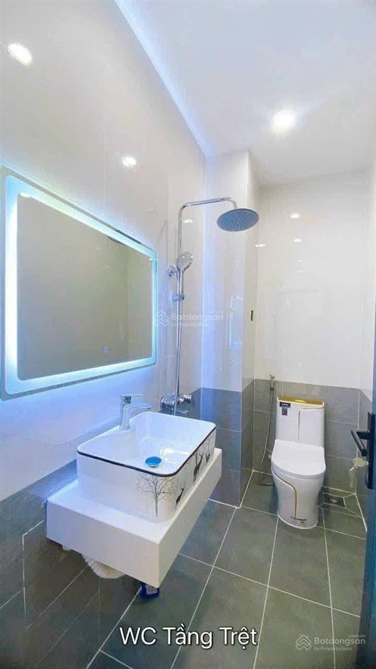 Bán nhà riêng 3pn, 3wc, 87m2 tại phú lợi, thủ dầu một, 4,5 tỷ sân oto nhựa thông nhà đã hoàn công