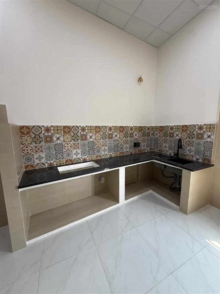 Bán nhà riêng tại phú hòa, 2tỷ650 70m2, 2pn, 1wc, hướng tây bắc  0889 799 *** em chủ xem nhà