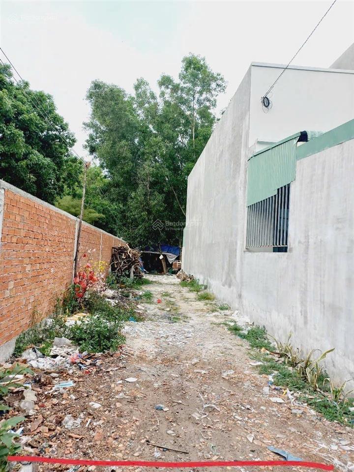 Bán đất tại phú lợi, 2,5 tỷ, 105 m2, giá cực chất đẹp, nhiều tiện ích vị trí xây nhà vip 0976 352 ***