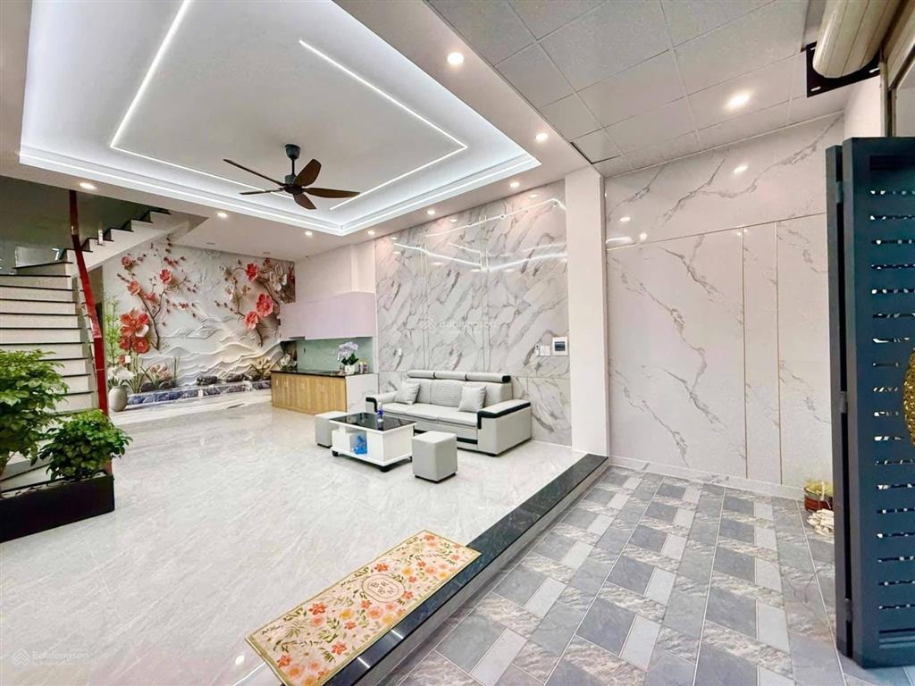 Bán nhà riêng 66m2, 3pn, 2wc, 3tỷ1 chánh nghĩa, thủ dầu một, bình dương đẹp xuất sắc chốt