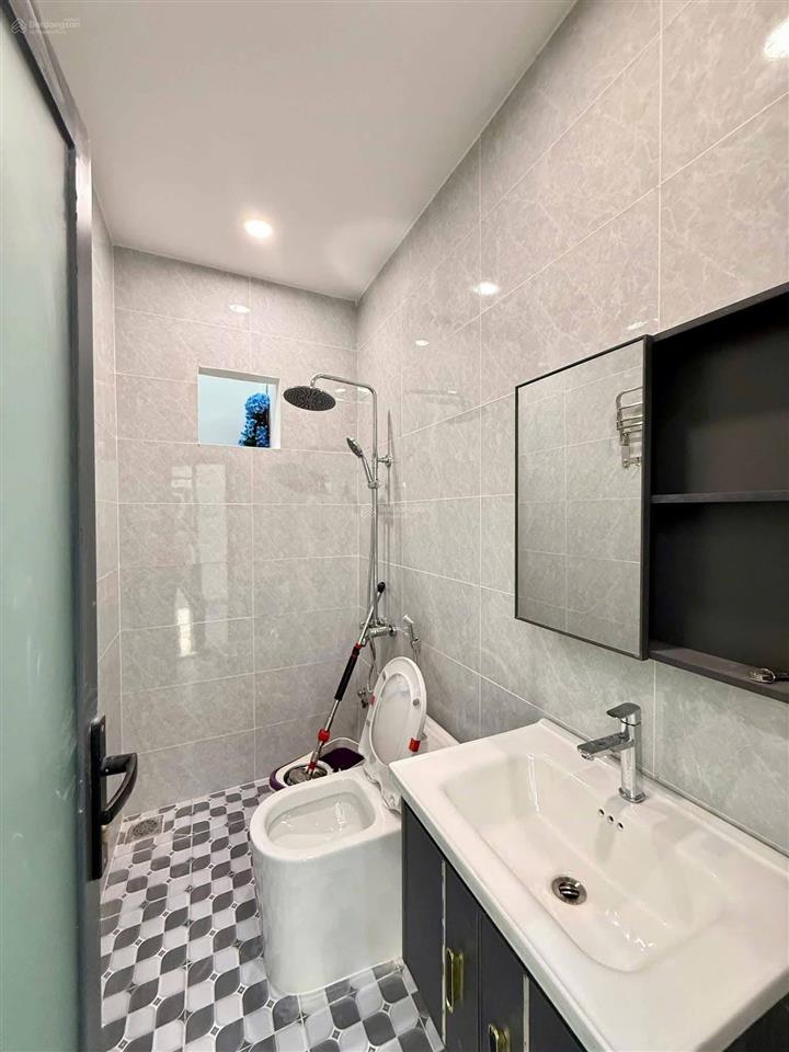 Bán nhà riêng 66m2, 3pn, 2wc, 3tỷ1 chánh nghĩa, thủ dầu một, bình dương đẹp xuất sắc chốt