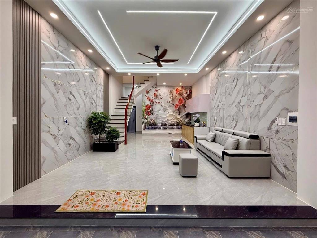 Bán nhà riêng 66m2, 3pn, 2wc, 3tỷ1 chánh nghĩa, thủ dầu một, bình dương đẹp xuất sắc chốt