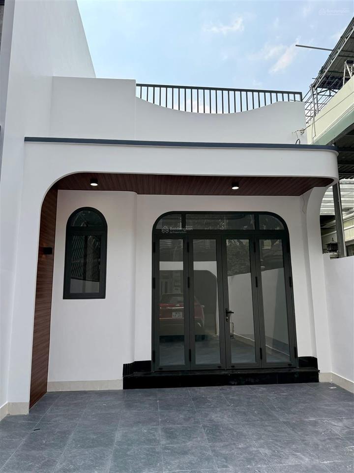 Bán gấp nr 2pn, 1wc tại phú hòa, 3,45 tỷ, 100m2 khu dân đông vị trí gần trường và nhựa 5m thông