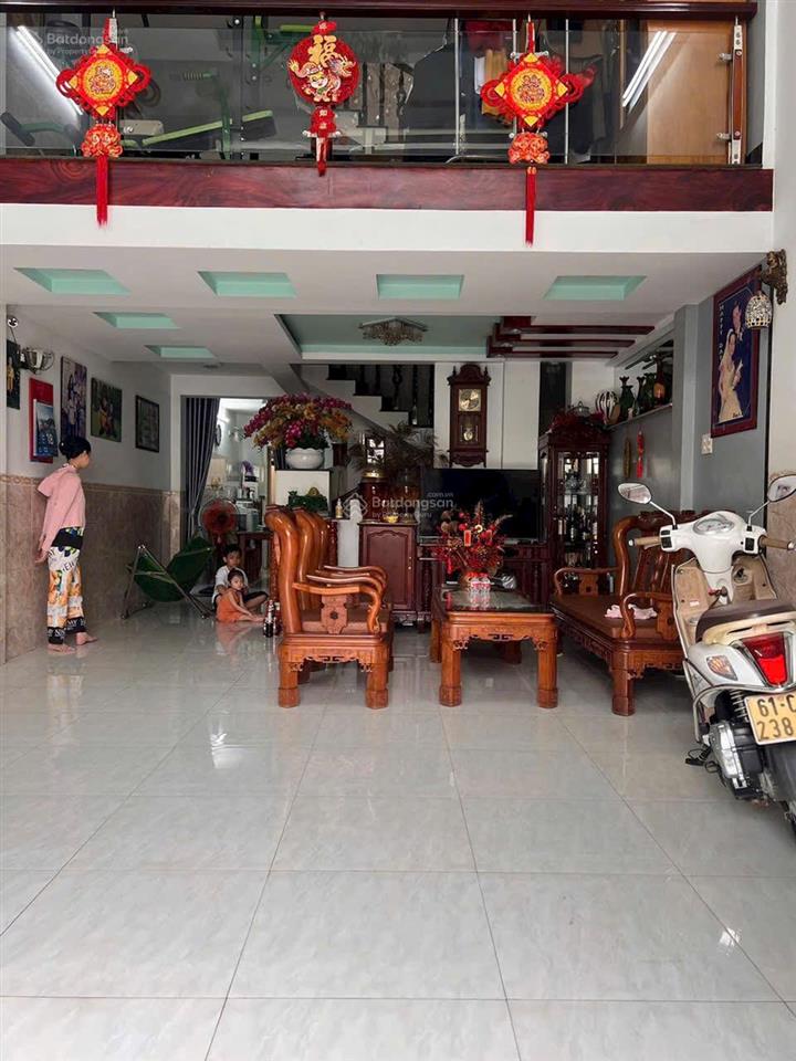 Bán nhà khu dân cư phú lợi mặt phố ở phú lợi, thủ dầu một, 4,7 tỷ, 90m2 bao đẹp nhựa 6m thông