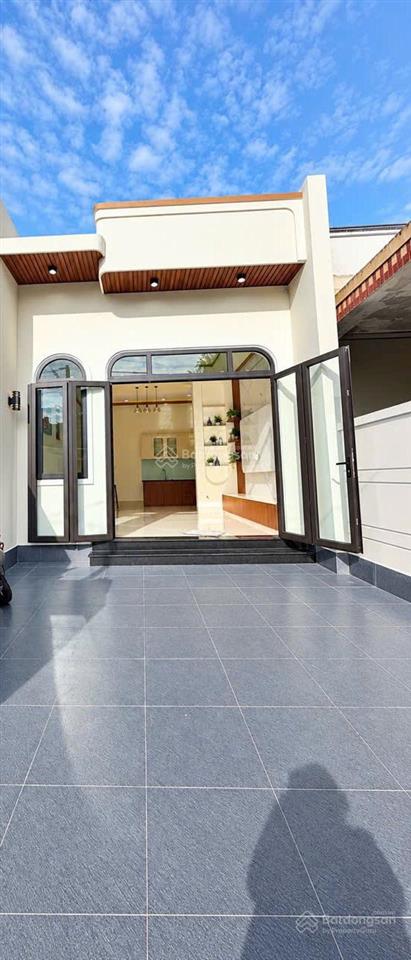 Bán nhà riêng tại khu dân cư tân an, 2,48 tỷ, 99,8m2, 2pn, 2wc bao đẹp sân xe tải đường thông