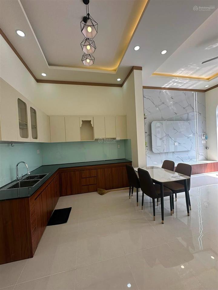 Bán nhà riêng tại khu dân cư tân an, 2,48 tỷ, 99,8m2, 2pn, 2wc bao đẹp sân xe tải đường thông