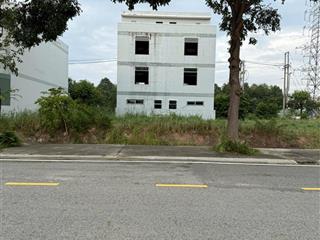 1 lô hiếm có bán đất tại d9, hòa phú, thủ dầu một, 2,25 tỷ, 100m2 ib ngay 0889 799 *** gc cọc