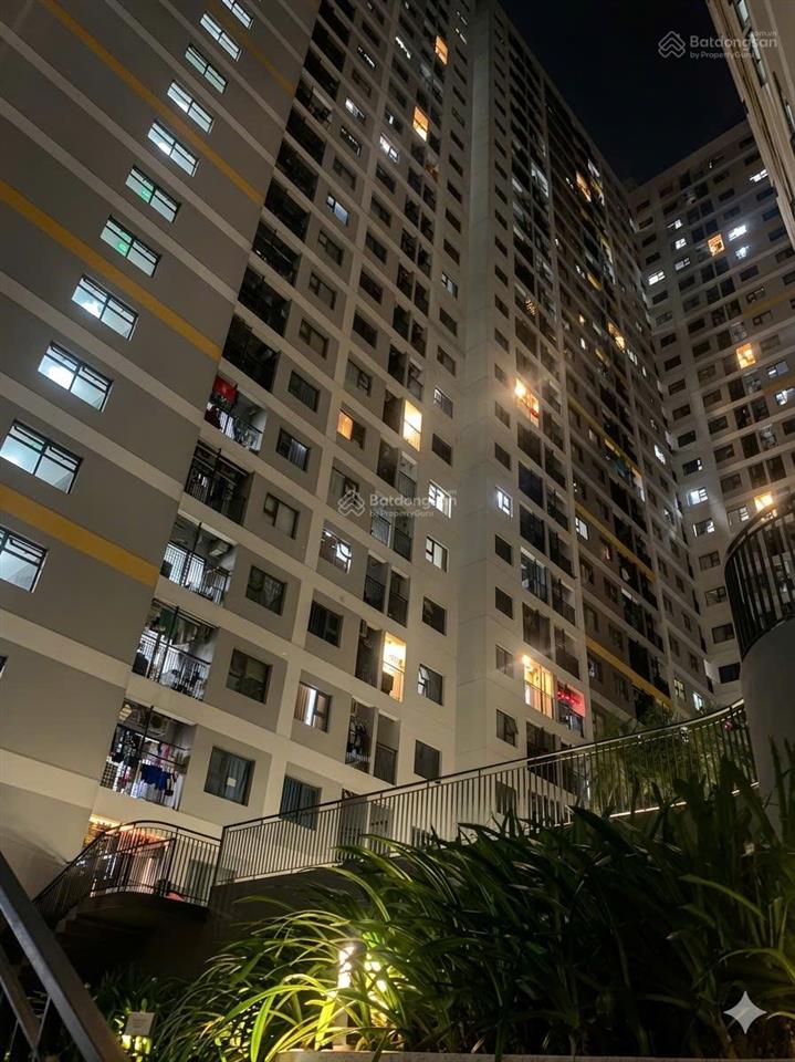 Chính chủ cần bán căn 1 phòng ngủ legacy central ngay thuận giao 25, sổ sẵn