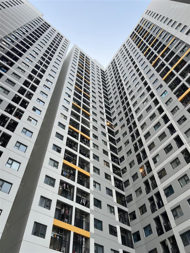 Cần bán gấp căn 1 phòng ngủ legacy chỉ 1.35 tỷ, sổ sẵn hỗ trợ bank